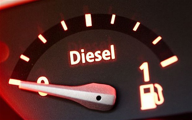 România trece pe diesel: 2013, anul în care numărul maşinilor pe motorină a crescut cel mai mult