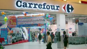 Managerii Carrefour România: ”Încurajăm producătorii români să vină la noi”