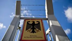 Parlamentul german a aprobat un salariu minim pe economie de 8,50 euro pe oră