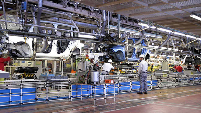 Alianţa Renault-Nissan – locul patru în topul producătorilor auto globali, în 2013