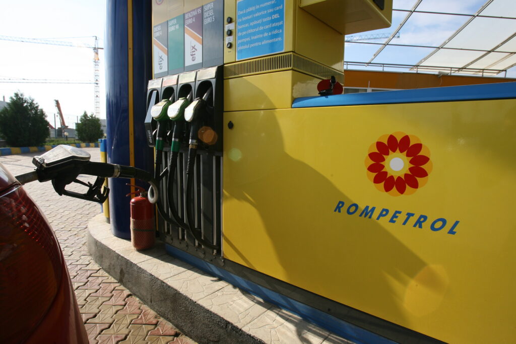 Rompetrol îşi va relua investiţiile în perioada următoare, după aprobarea în Guvern a memorandumului cu statul român