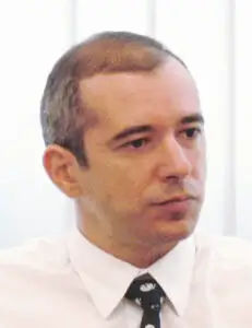 Fără program de guvernare, tot înainte!