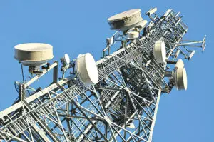 Serviciile electronice, de telecomunicaţii, radio şi TV vor avea noi reguli pentru TVA din 2015