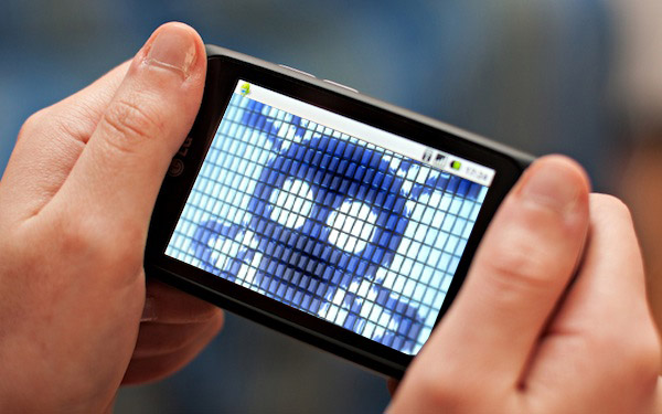 Virusul care îţi blochează telefonul şi tableta