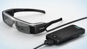 Ce ştiu să facă ochelarii inteligenți de la Epson