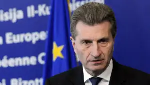 Dezvoltarea unui nou coridor de transport pentru gazul de la Marea Neagră, discutată la Bruxelles cu comisarul Oettinger