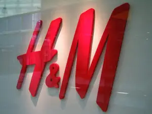 H&M intră pe piața din India