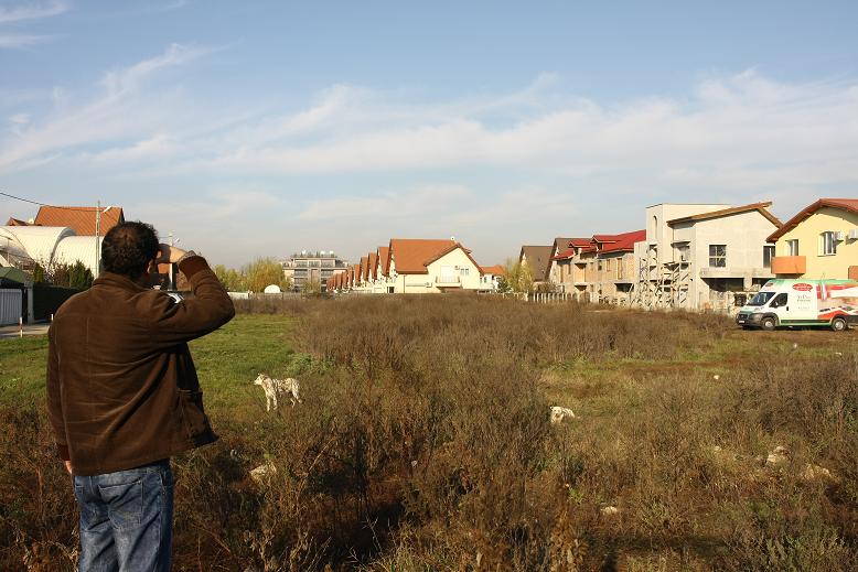 Românii încep să ia din nou credite pentru a cumpăra terenuri de casă