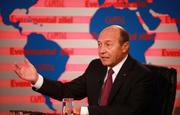 Băsescu:Susţin reducerea CAS, dar nu ştiu să spun cum s-ar putea compensa deficitul pe care îl generează