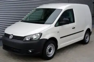 Volkswagen recheamă la service 600.000 de autoutilitare Caddy