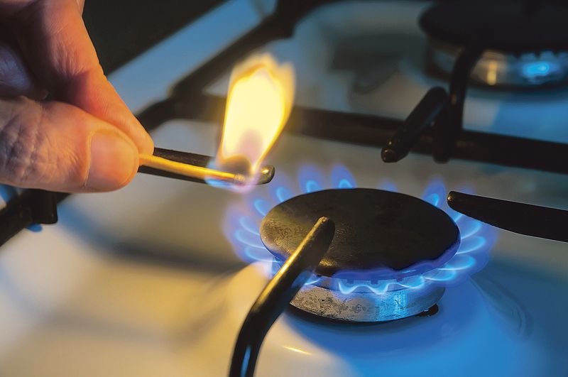 Petrom: Consumul de gaze a scăzut de 3 ori mai mult decât cel de electricitate