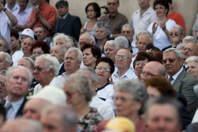 Îmbătrânirea populației se agravează. Raportul a ajuns la 1,17 pensionari la un salariat