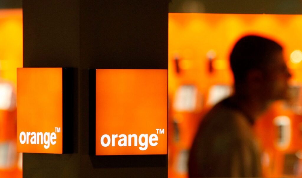Orange a înregistrat anul trecut venituri de 934 milioane de euro