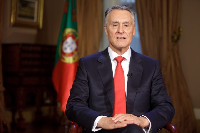 Preşedintele Portugaliei recurge la veto împotriva creşterii cotizaţiilor plătite de funcţionari