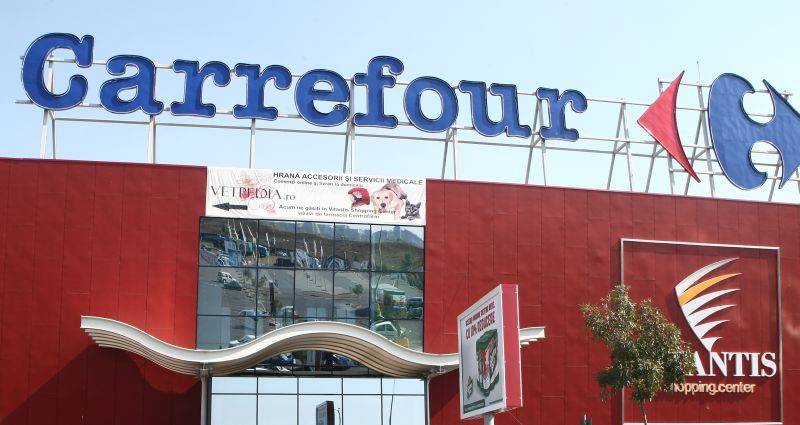 Profitul Carrefour a depăşit estimările analiştilor în primul semestru
