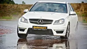 Anvelopele de vară Continental câştigă testul revistei Auto Zeitung (P)