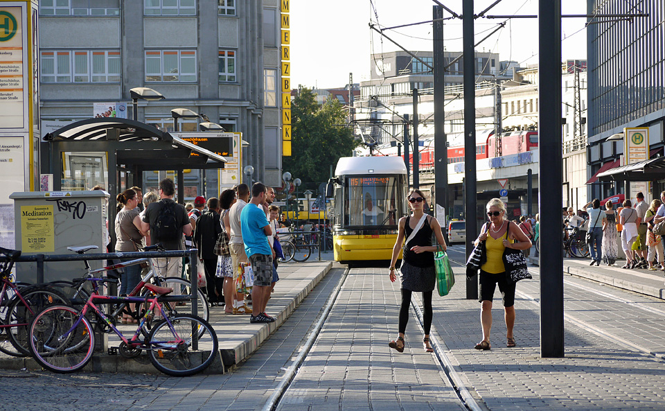 Numărul românilor care trăiesc în Germania a crescut cu 30,4% în 2013
