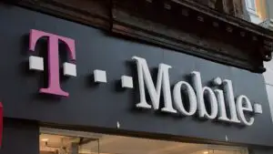 În aşteptarea rebrandingului Cosmote: Cum sunt preţurile T-Mobile în regiune în comparaţie cu România