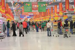 PROGRAMUL magazinelor de Paşte