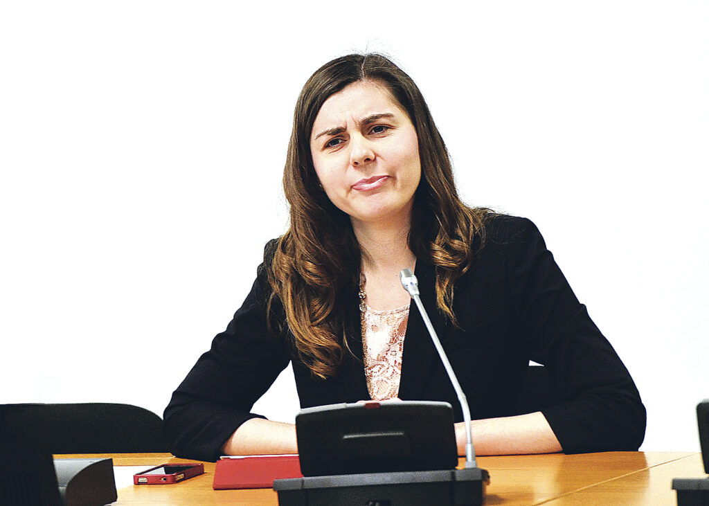 Ministrul Educaţiei, despre Ioana Petrescu: „vrea să facă ceva pentru România”