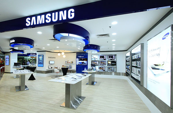 Samsung deschide un nou magazin propriu