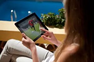 Orange introduce noi opţiuni pentru serviciul TV
