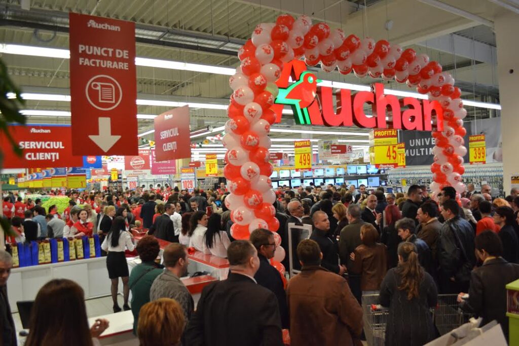Auchan face un apel către clienți: Nu vă lăsați influențați de panică
