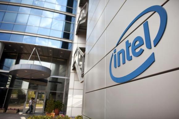 Intel a obţinut un venit de 14,6 miliarde de dolari în al treilea trimestru al anului