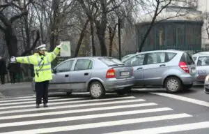 O NOUĂ LOVITURĂ PENTRU ŞOFERI: De la 1 iulie vor creşte toate amenzile de circulaţie. MINIM aproape 200 de lei