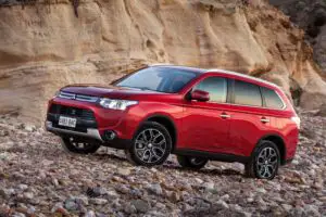 Mitsubishi Outlander Facelift, disponibil în România