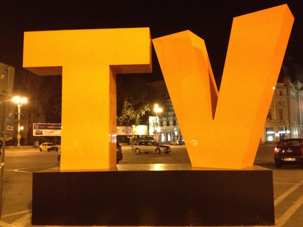 Şase canale ungureşti la Orange TV