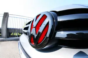 Cea mai vândută marcă de autoturisme din Europa. Este singura cu cotă de piață de două cifre