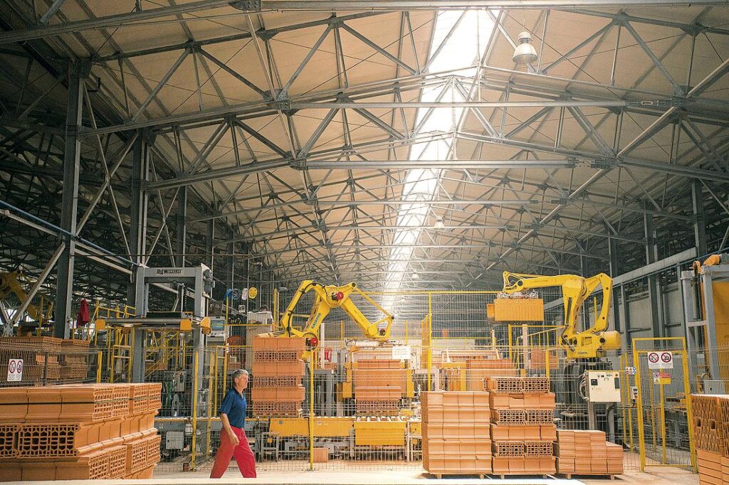 Fabricile de cărămidă şi BCA, sufocate de costurile de producţie