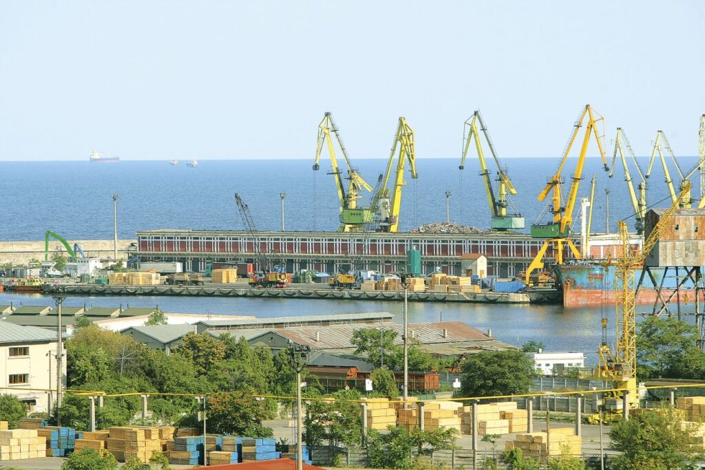 Operatorul Portuar vrea ca statul să ia înapoi 20% din acţiunile Portul Constanţa