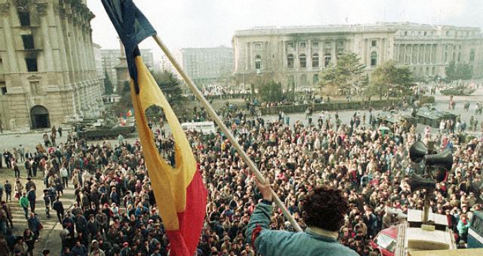Românii, decepţionaţi de stat, la 25 de ani de la răsturnarea dictaturii