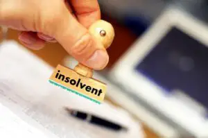 8.889 de societăţi au intrat în insolvenţă în primele patru luni, cu 14,36% mai puţine faţă de 2013