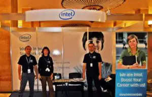 Intel: În 2014, am primit cu 52% mai multe CV-uri pentru stagiile de practică, față de anul anterior
