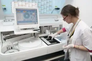 Romgermed a investit 750.000 de euro în primul său laborator de analize veterinare