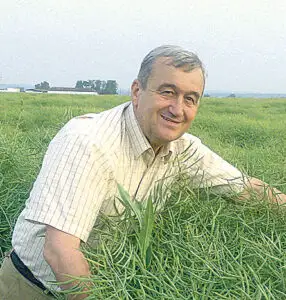 În toamnă, Poienaru va preda ştafeta fiicei şi ginerului său
