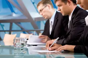 Statul, cel mai mare angajator în aproape jumătate din țară