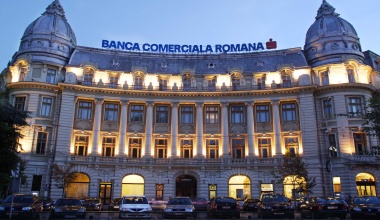 BCR a suspendat furnizarea de cotaţii la bursă pentru Fondul Proprietatea sau Romgaz