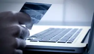 Comerțul electronic continuă tendinţa ascendentă