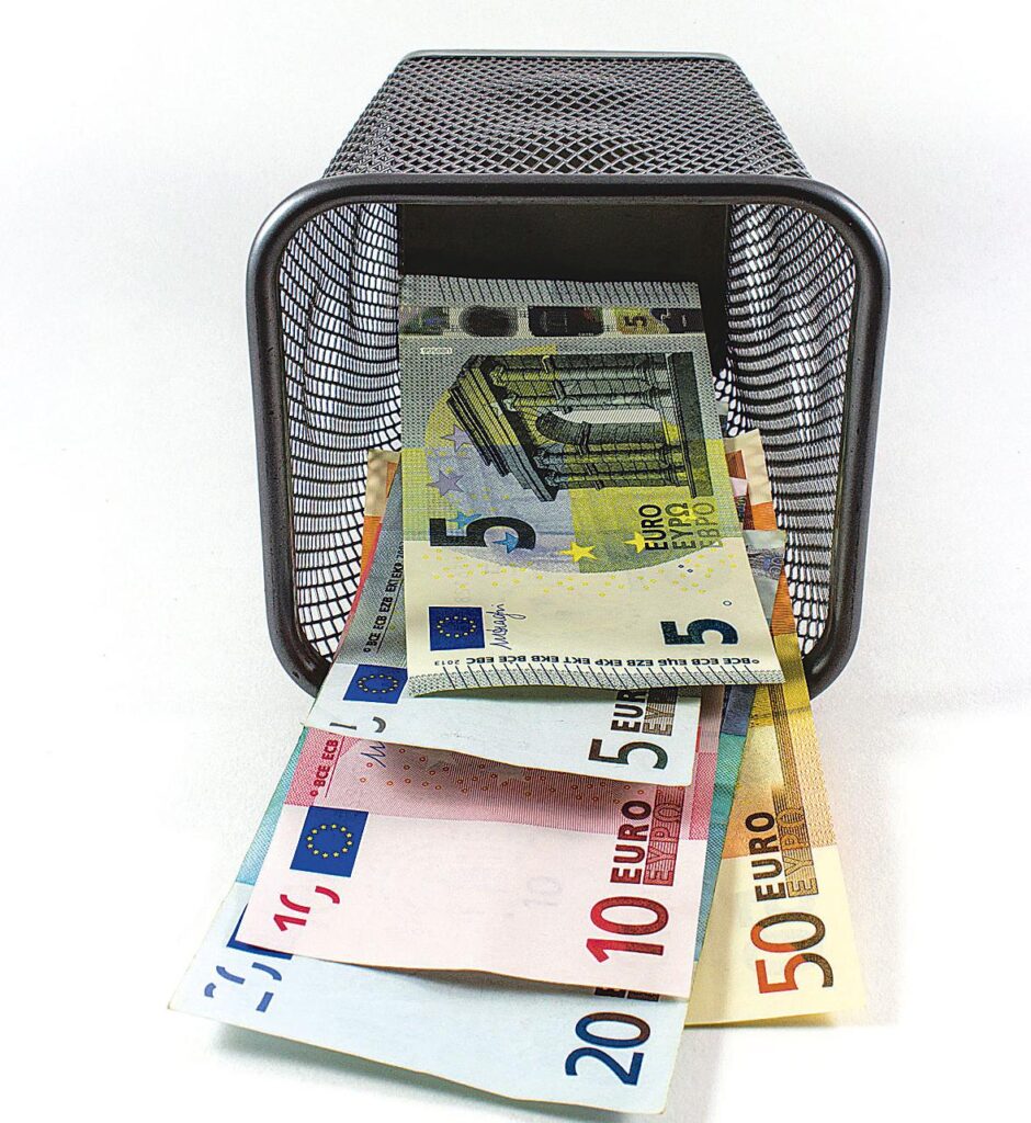 Băncile franceze au vândut bonduri guvernamentale de 11,8 miliarde de euro