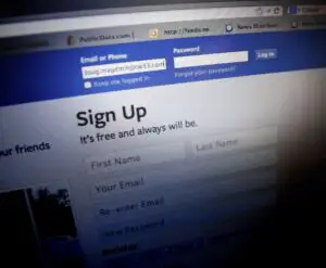 Au anunțat ACUM! Facebook TE MANIPULEAZĂ