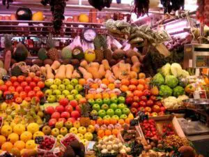 Rusia reia importul de fructe din Republica Moldova