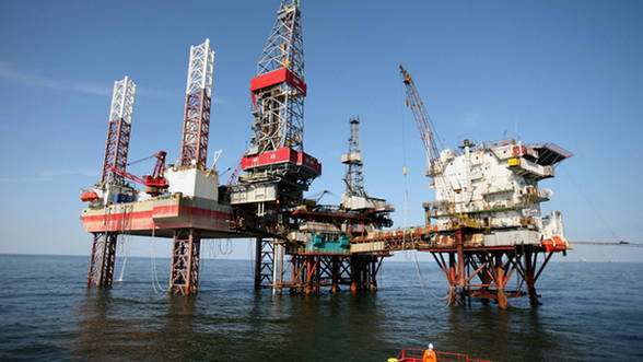 Importurile de petrol au crescut cu 32% la 10 luni