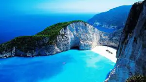Rata şomajului în Grecia s-a menţinut la nivelul record de 27,8%