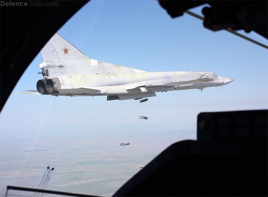 Avioane rusești au simulat atacuri cu rachete în Marea Neagră