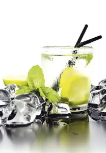 Cachaca, băutura națională a Braziliei
