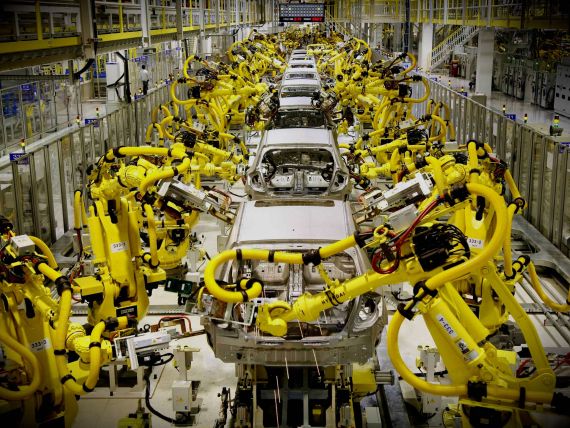 TENDINŢĂ: Producătorii auto ridică fabrici în Asia